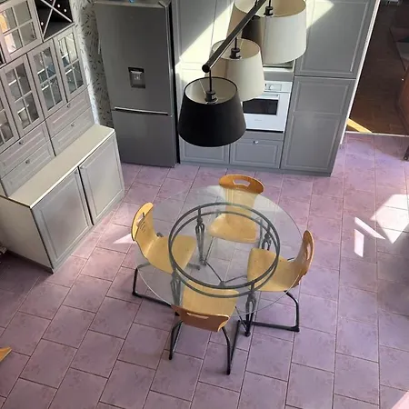 Charmante Maison En Pierre Dorée, Avec Vue Sur Les Collines Casa vacanze Bully (Rhone)